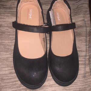 Cat and jack girl shoes size 3